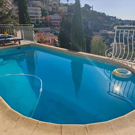 With Private Pool فيليوفرُنش سور مير